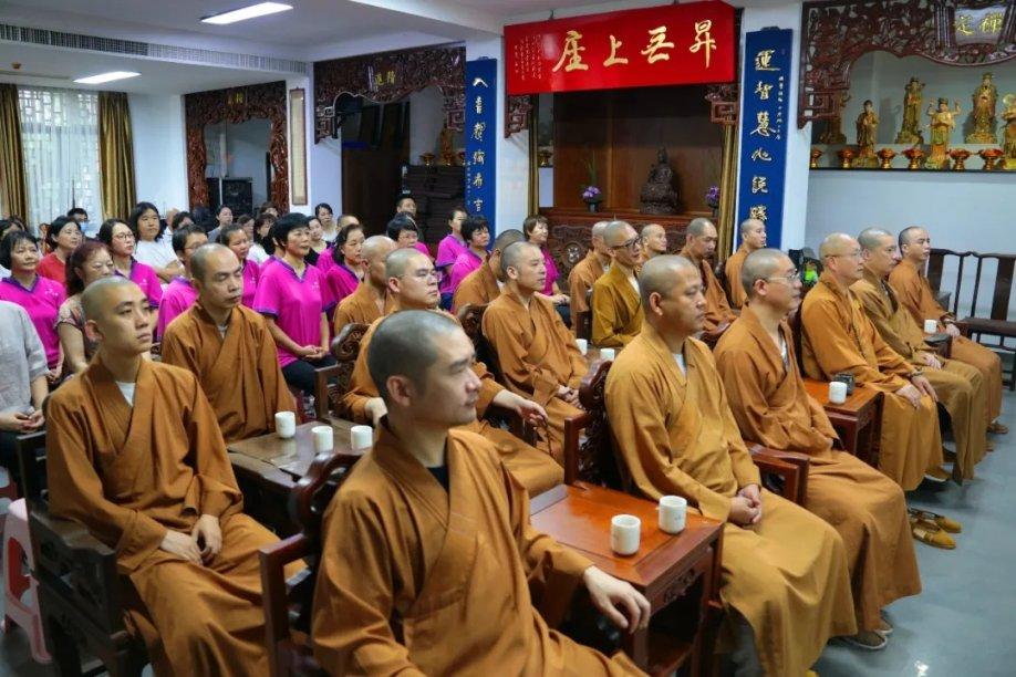 手机端免费在线听歌的软件推荐。